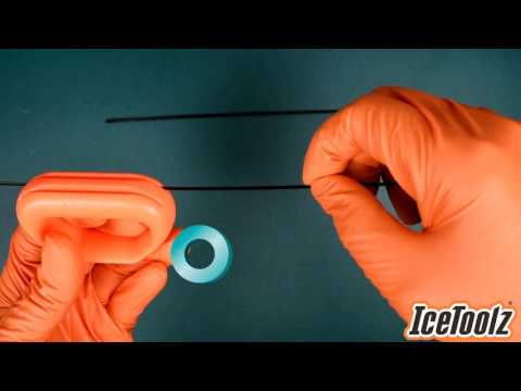 Porte-rayons IceToolz 12T4 pour serrer des rayons plats de 0,9 et 2,0 mm