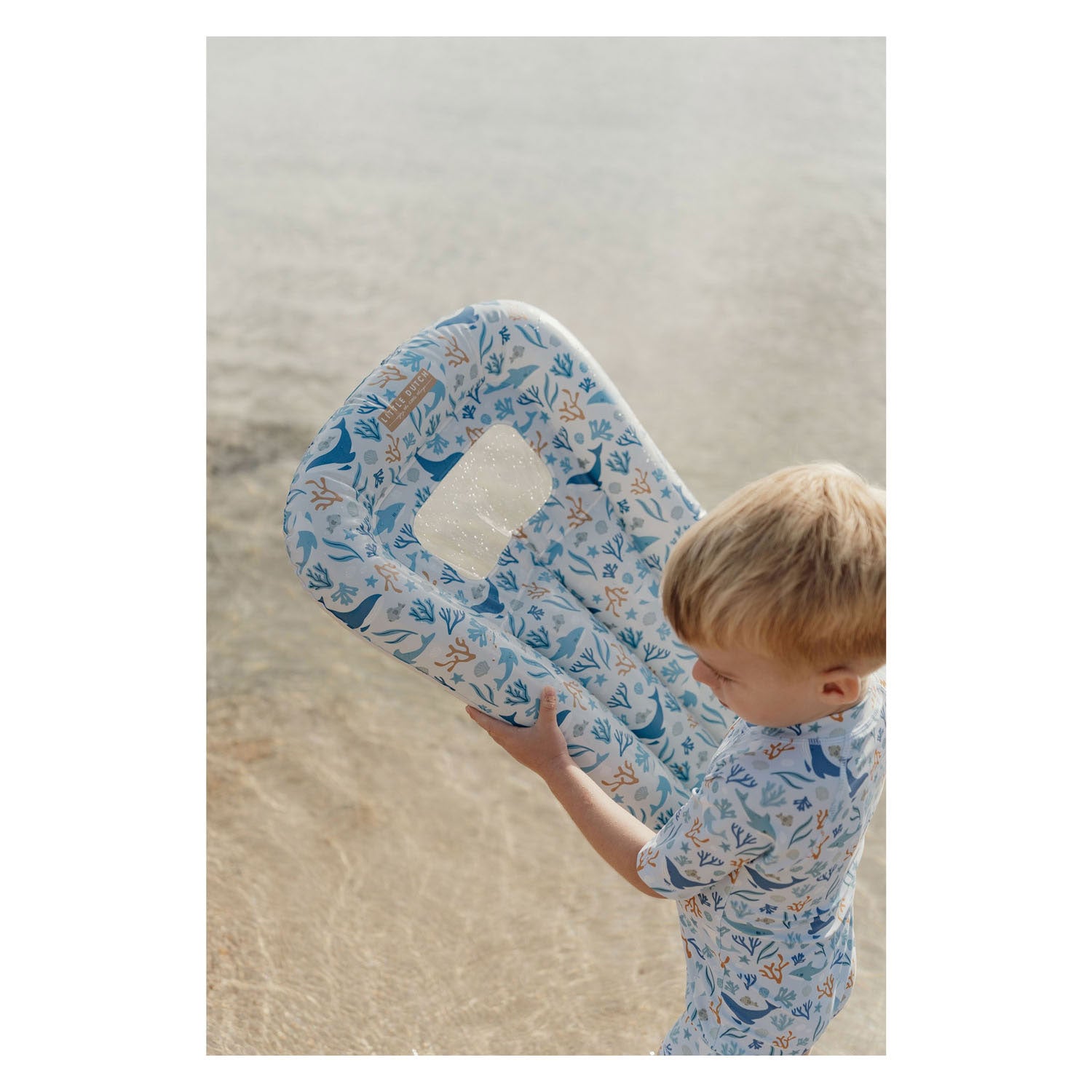 Little Dutch Ocean Dreams luchtbed blauw