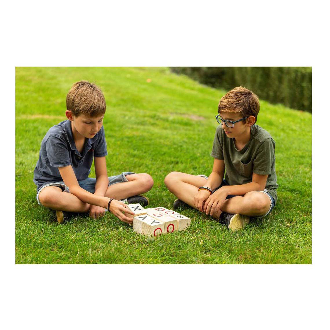Buitenspelen houten boter kaas eieren
