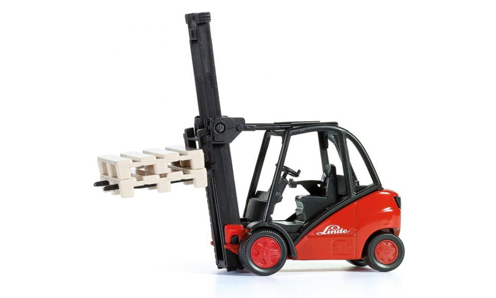 Siku 1722, linde heftruck, 1:50, metaal kunststof, rood, beweegbare vork, incl. 2 pallets
