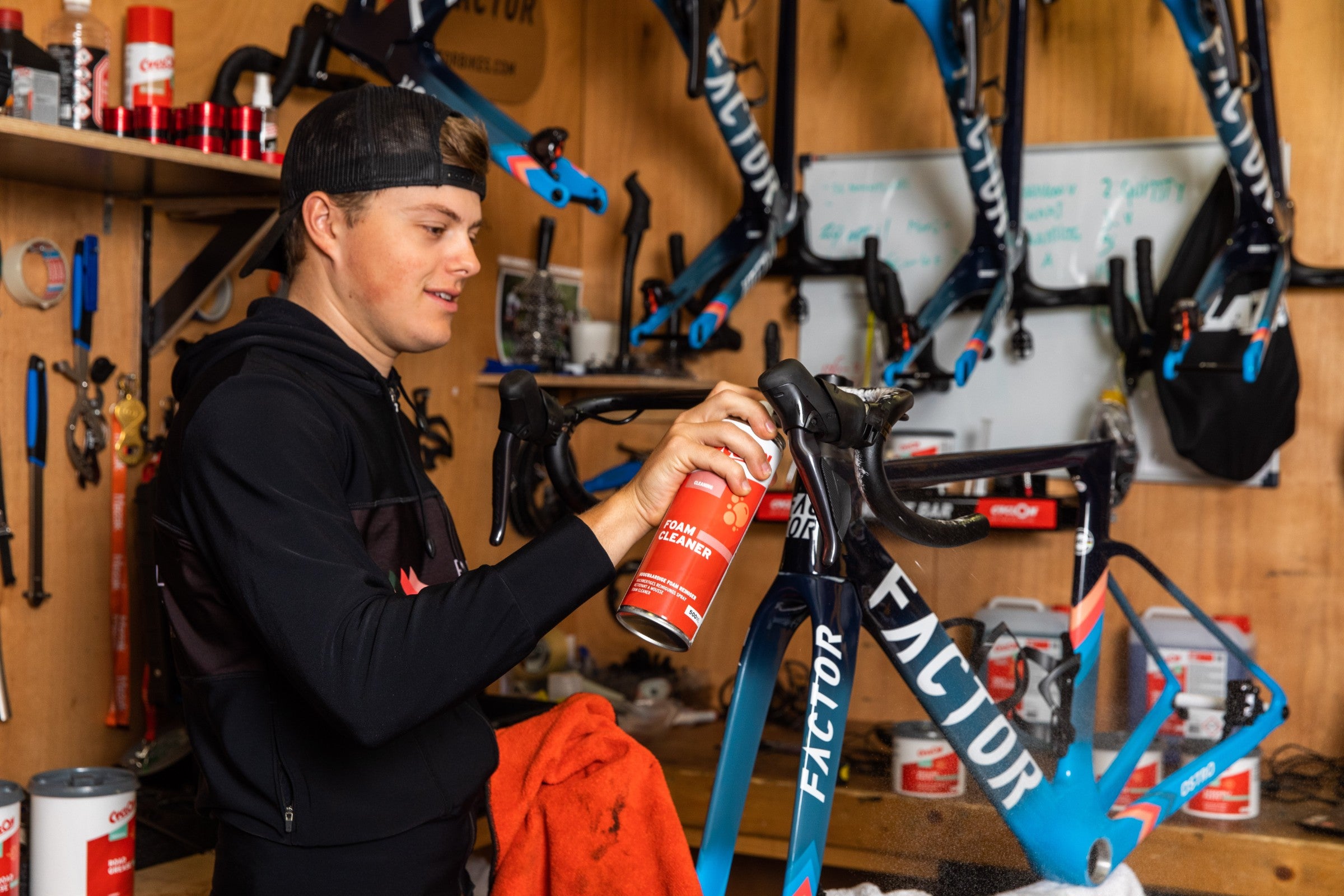 Cyclon fietsreiniger foam spray foam spray 250 ml spray can, loose