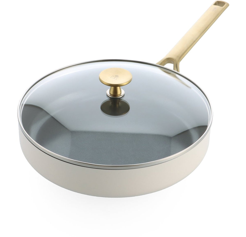 Bk sublime hapjespan 28cm met deksel - 3.6l - pfas-vrije antikleeflaag - hapjespan inductie - keramische pan -ovenbestendig tot 220°c - met glazen deksel - crème