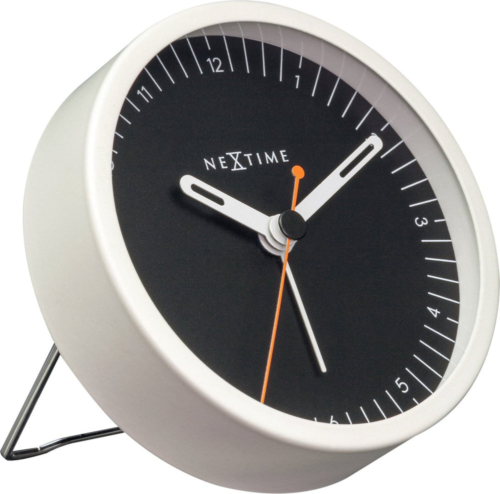Nextime small – tafelwekker – 9 × 9 × 7.5 cm – metaal – wit zwart – stil