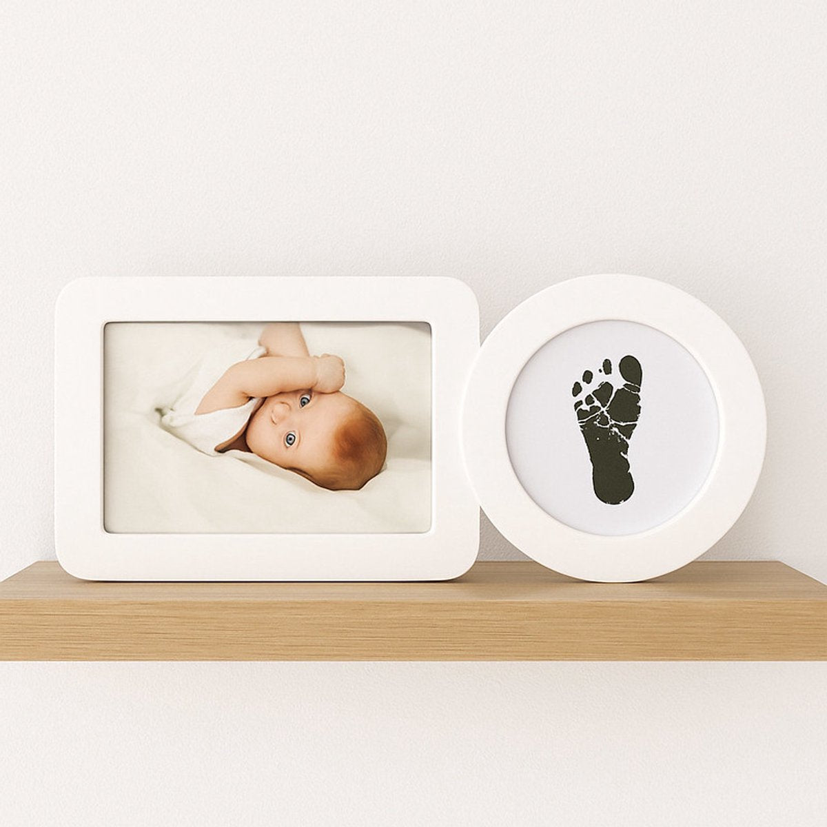 Happy hands - baby hand- voetafdruk lijst zonder inkt – inkless photo frame met foto-vak – inclusief inkless pad – veilig schoon voor pasgeborenen – wit modern design 30×13×3 cm – perfect kraamcadeau