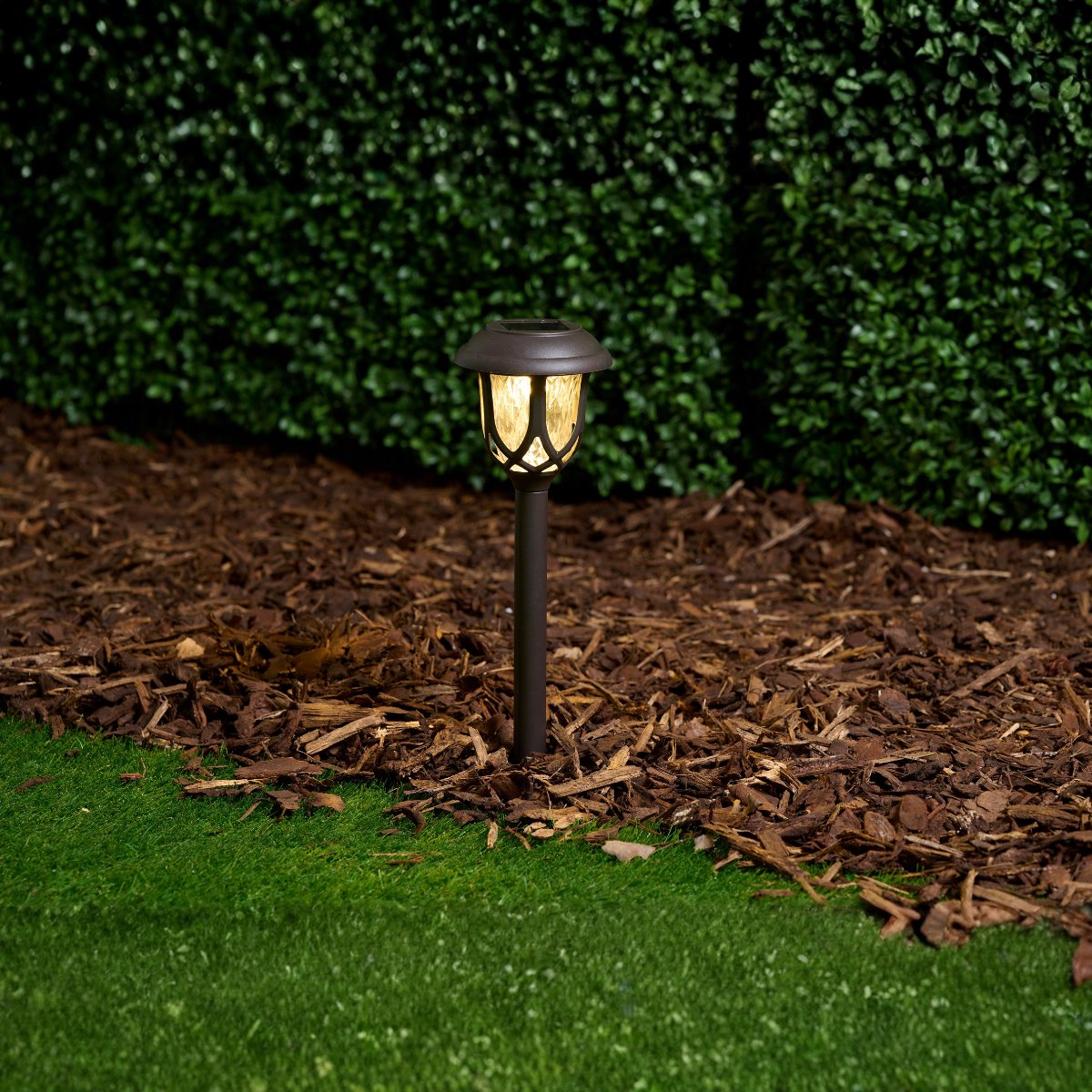 Grundig solar tuinverlichting - tuinlamp met grondspies - warm wit licht - ip44 - 6-8 uur brandtijd
