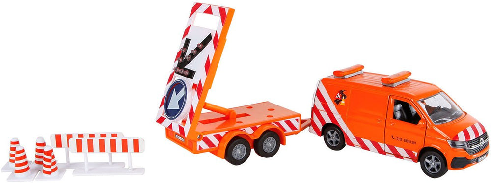 Kinderbol vw transporter met pijlwagen en licht gegoten