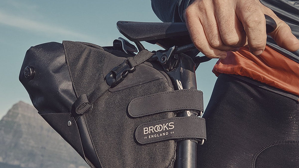Brooks Scape Zadeltas fietstas unisex bikepacking zwart