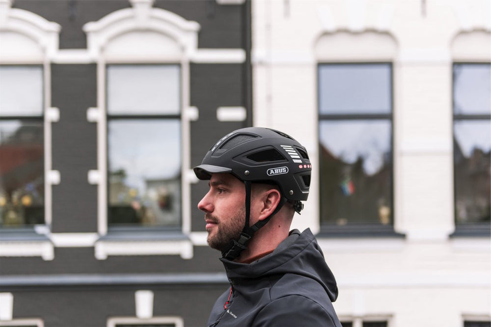 Abus Helm Hyban 2.0 LED signaal zwart M 52-58cm