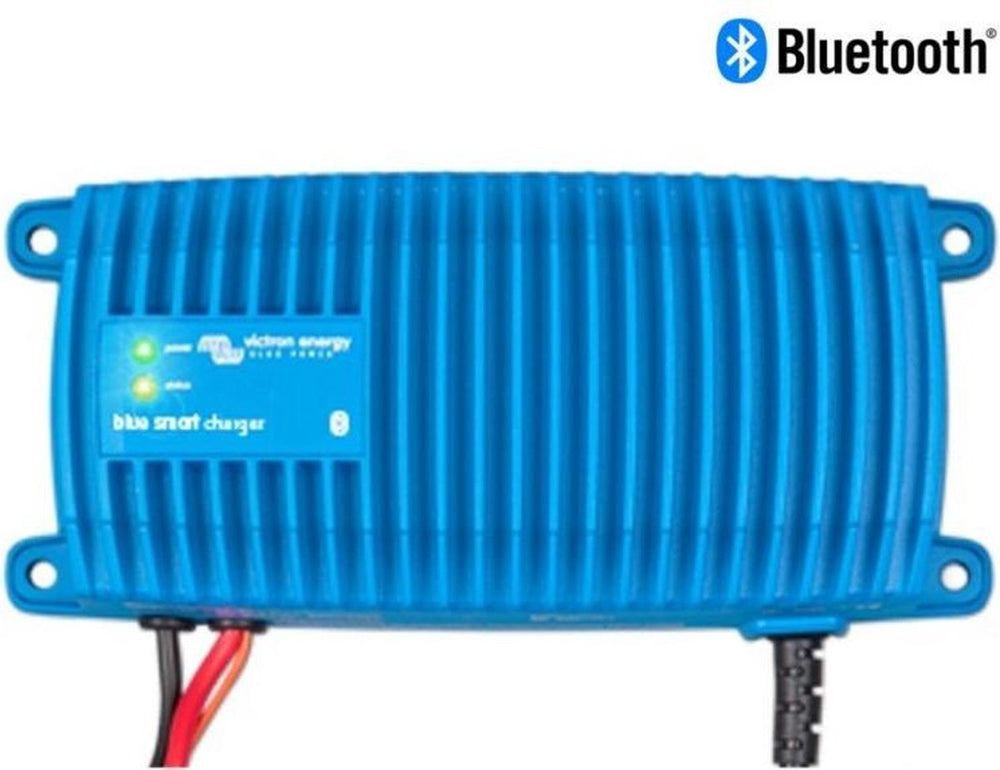 Victron blue smart ip67 (type: 12v 17a)