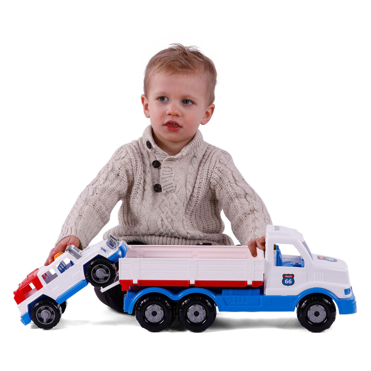 Cavallino XL Torpedo truck with jeep, 46.6cm