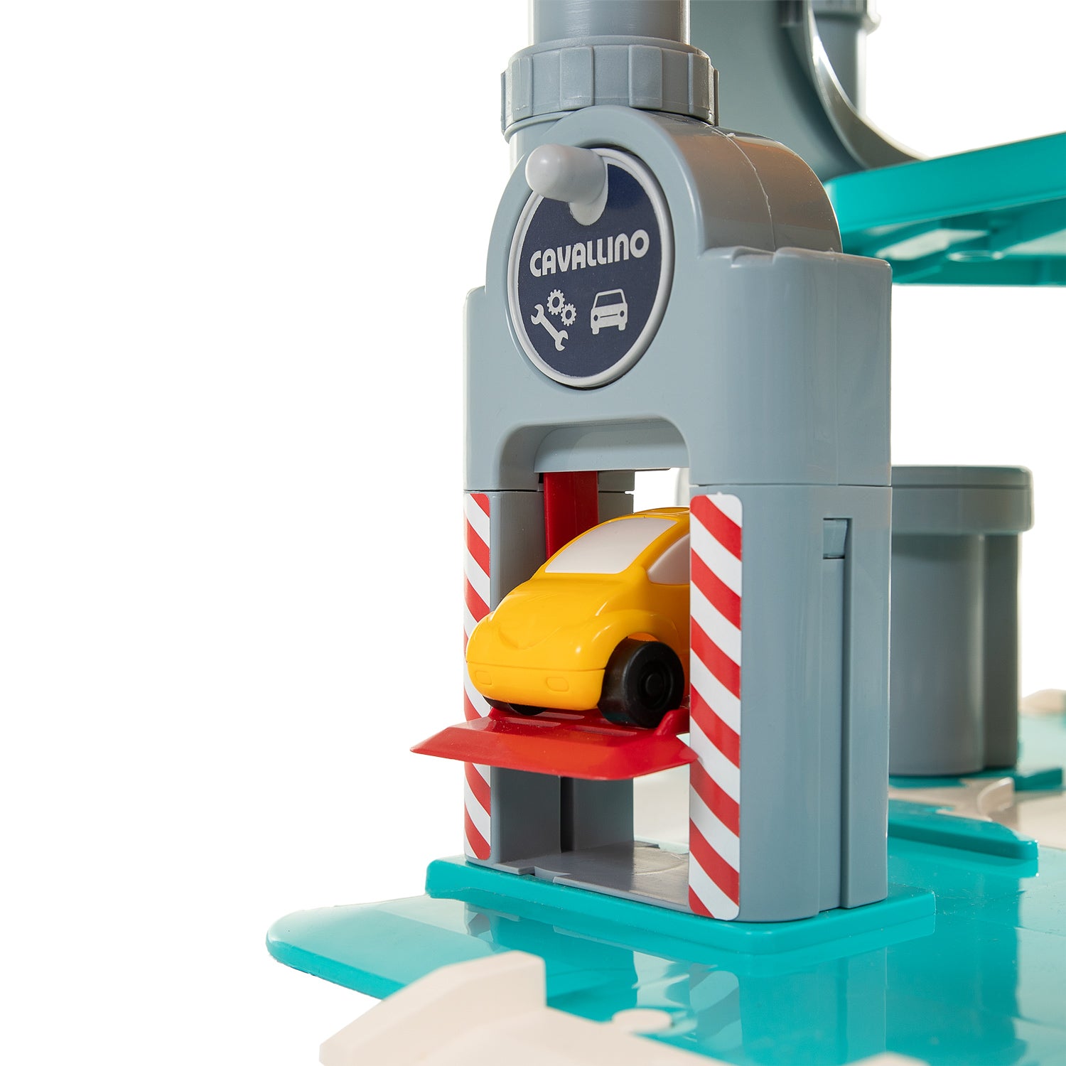 Cavallino parkeergarage met 7 verdiepingen en auto's