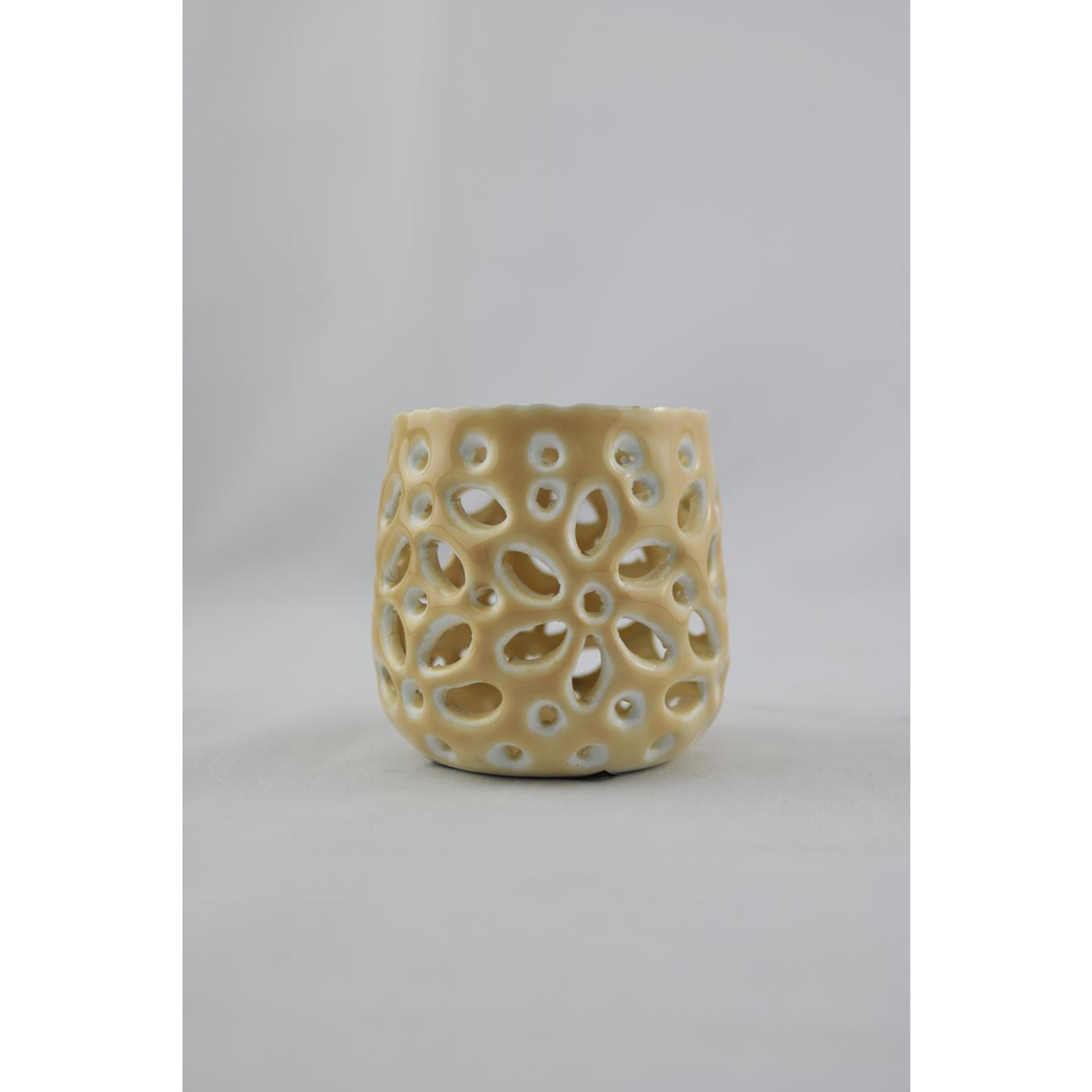 Mansion atmosphere hérault votive waxinelichthouder beige 8x8x7cm