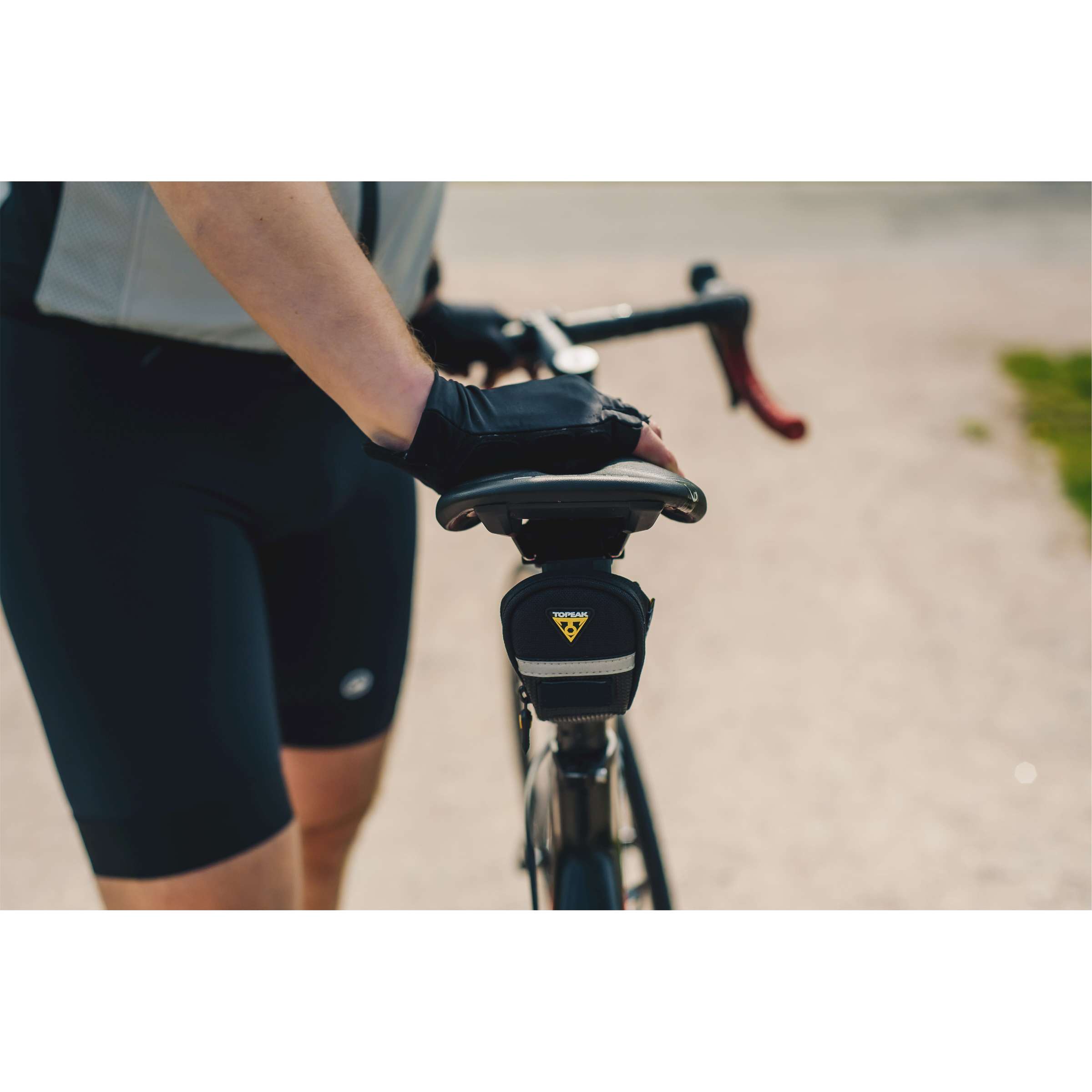 Topeak Aero WP M Zadeltas - Zwart, Polyester, Racefiets, 0,98L