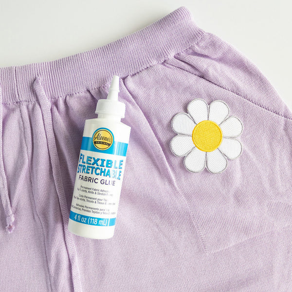Aleene's • flexible stretchable permanent fabric glue 118ml