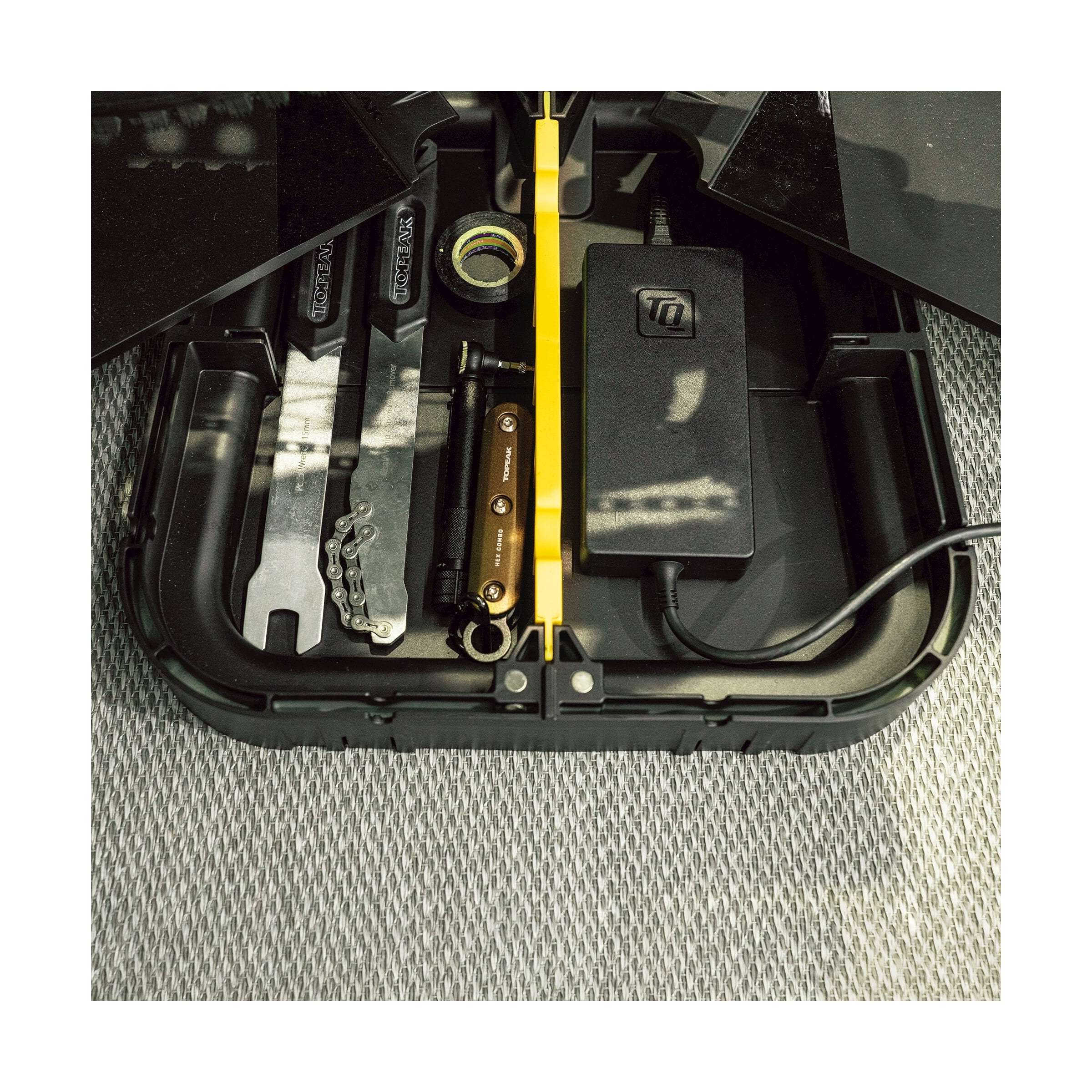 Topeak tune-up station bike rack mounting stand