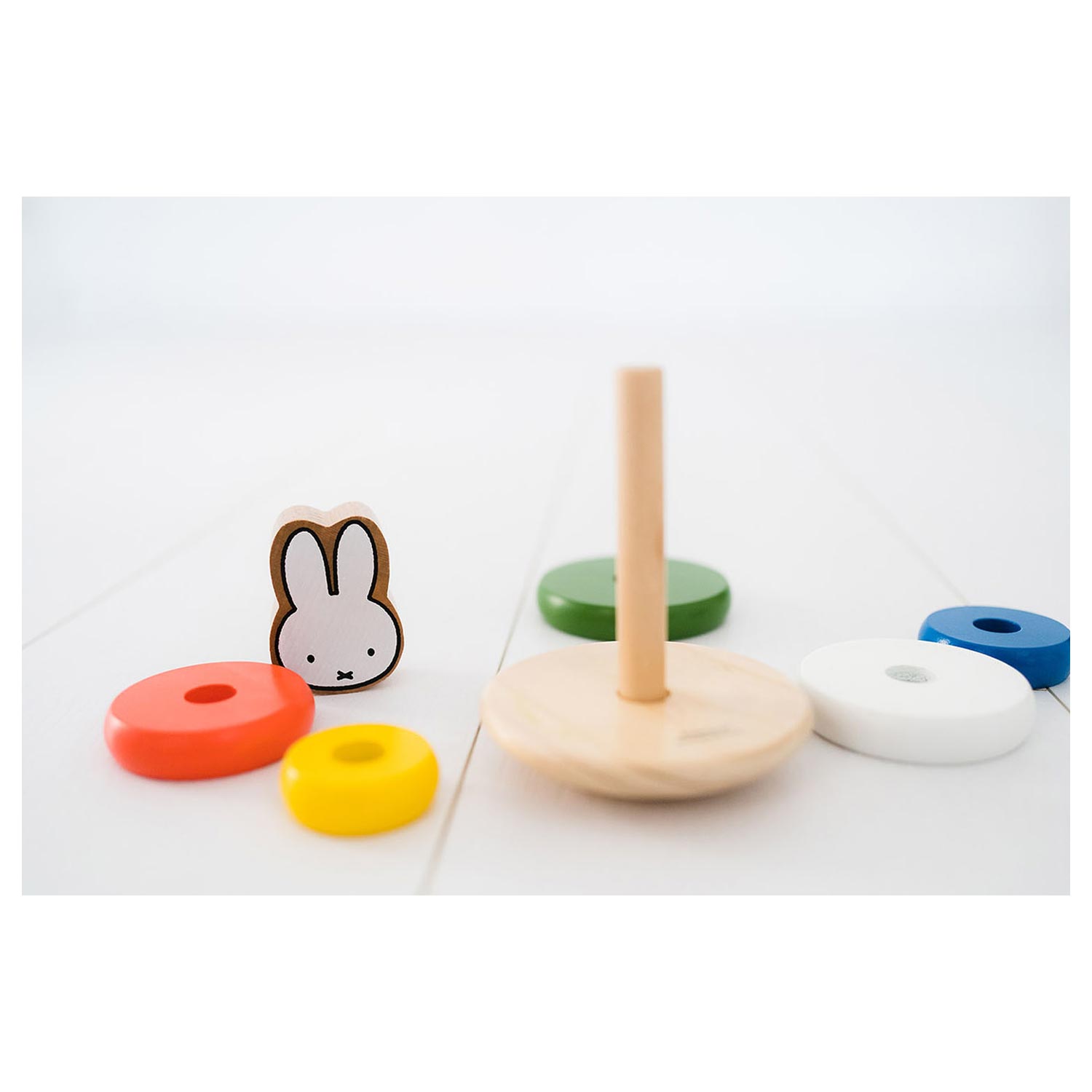 Nijntje houten stapeltoren