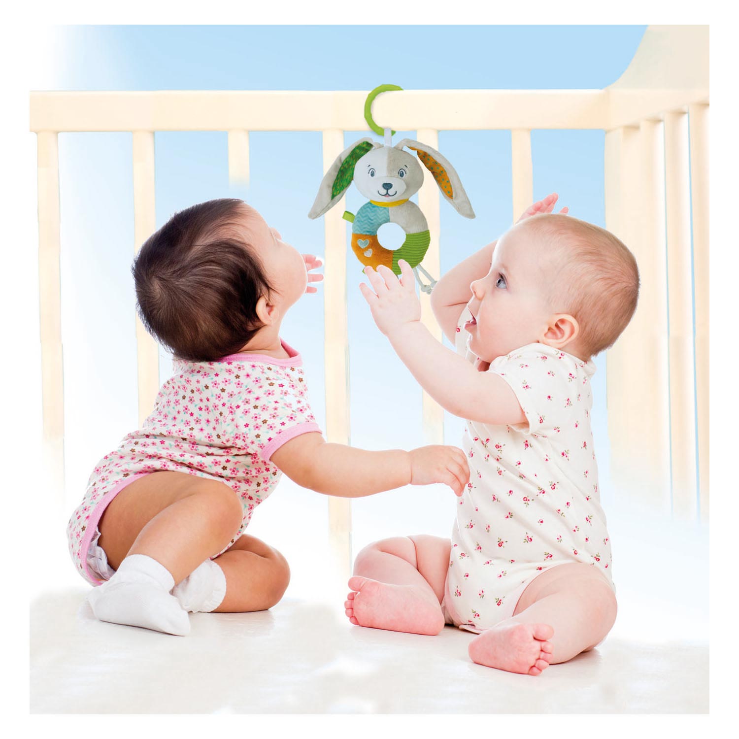 Clementoni baby lovely zachte rammelaar bunny