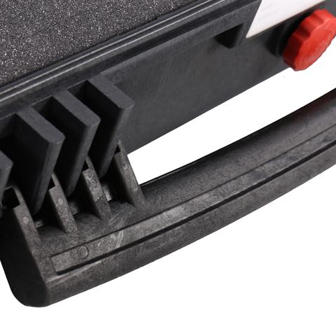 Explorer Cases RED Line 9413 Geweerkoffer met Plukschuim