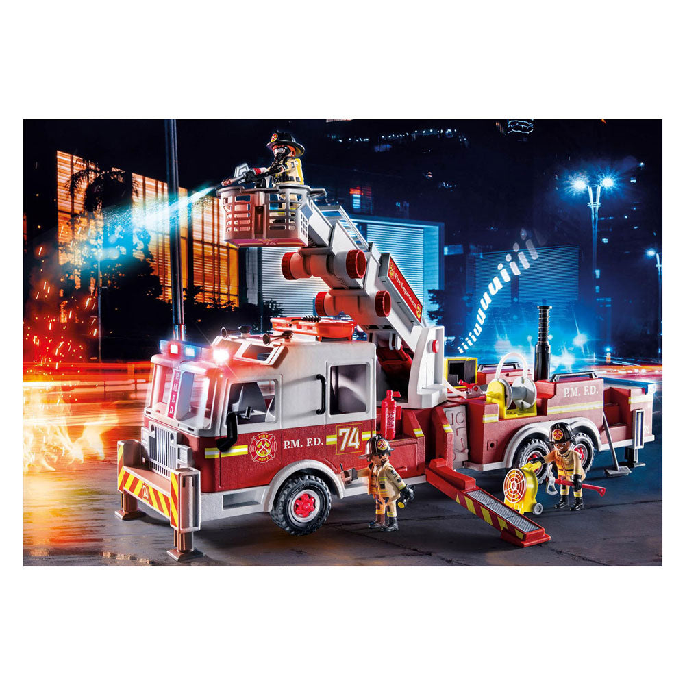 Playmobil Action Heroes Brandweerwagen: Amerikaanse torenladder - 70935