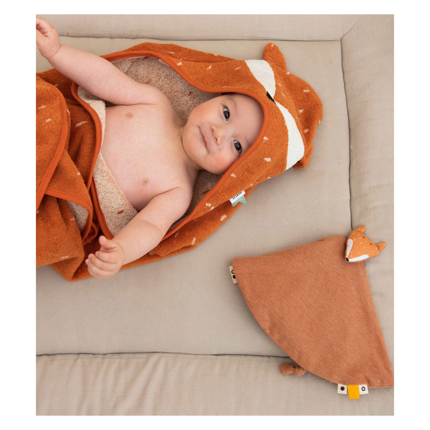 Trixie Badcape Meneer Vos, 75x75cm