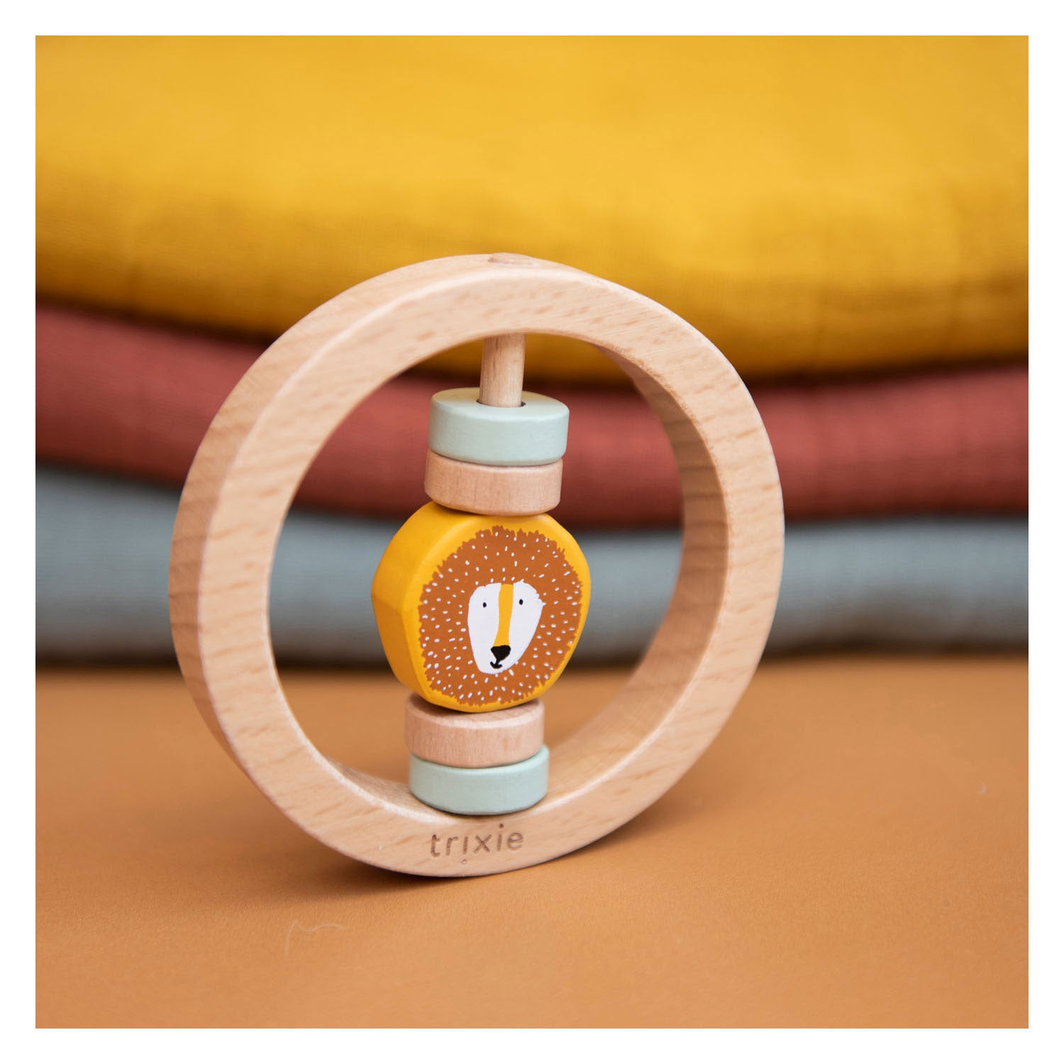 Trixie Houten Rammelaar Rond Mr. Leeuw