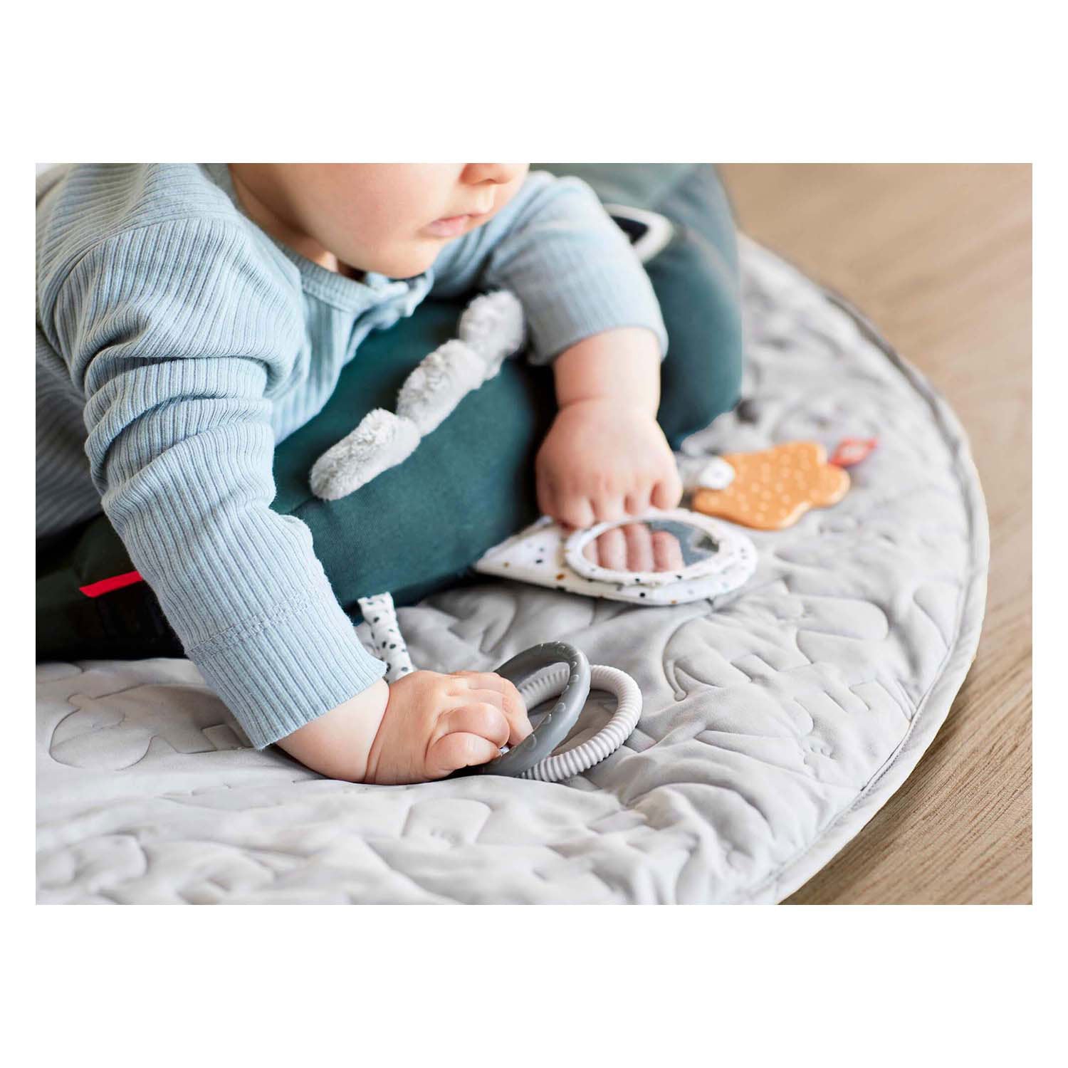 Done by hert tummy time activiteitenspeeltje croco groen