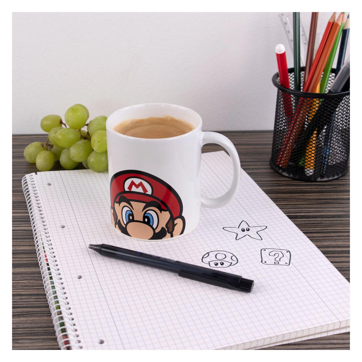 Super Mario mug in gift box