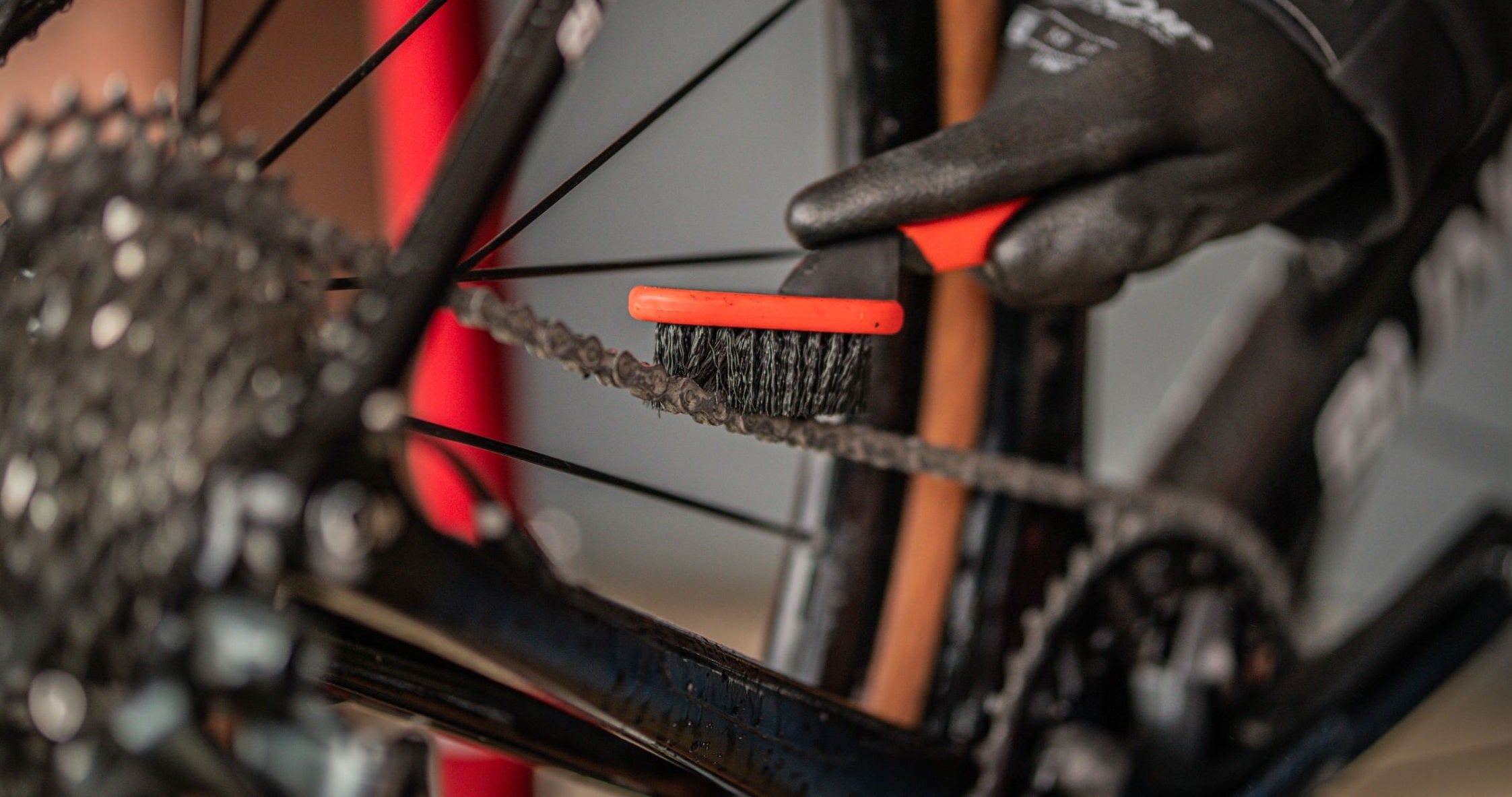 Cyclon Cleaning Brush Brosse de précision - Rouge