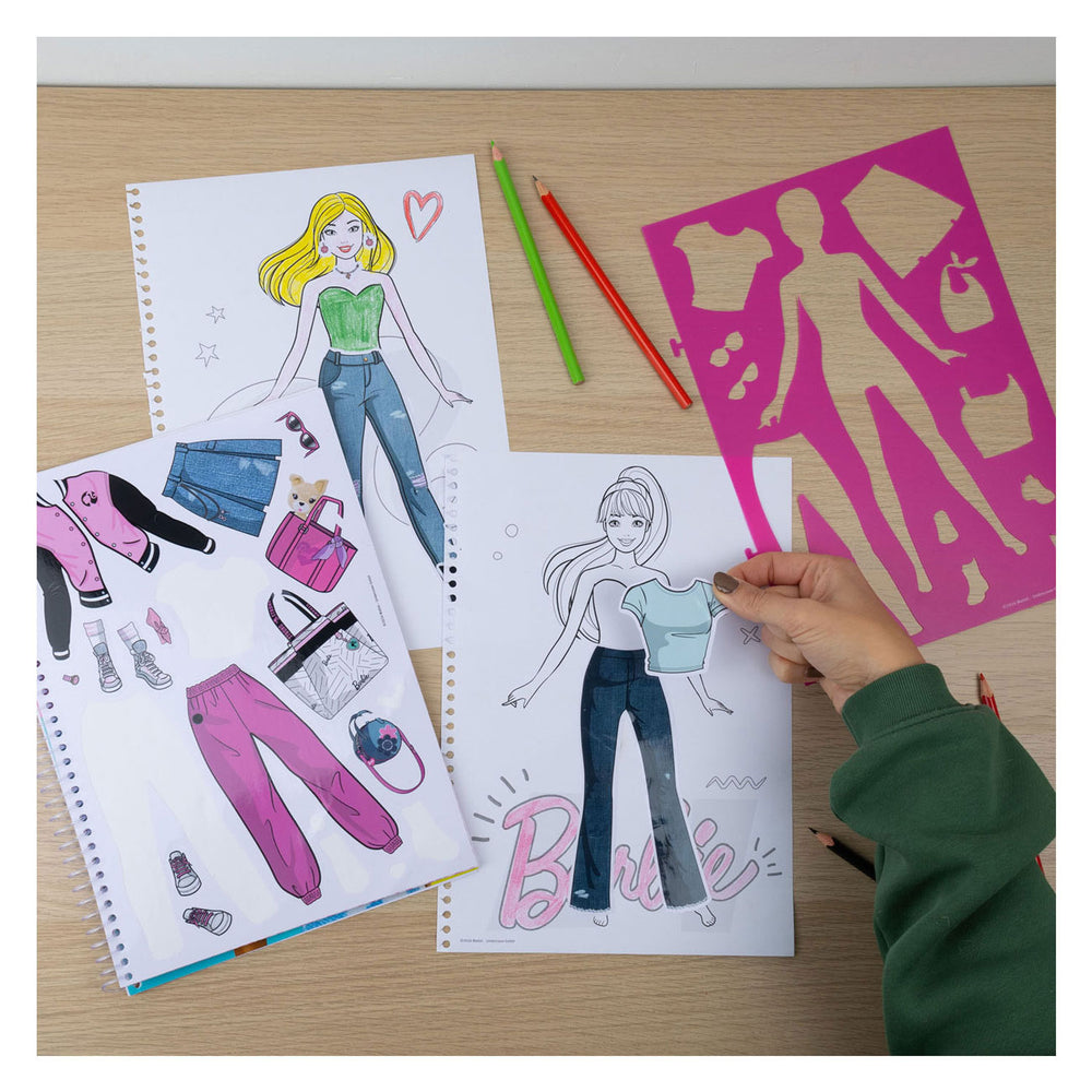 Undercover modeontwerpster Barbie knutselset