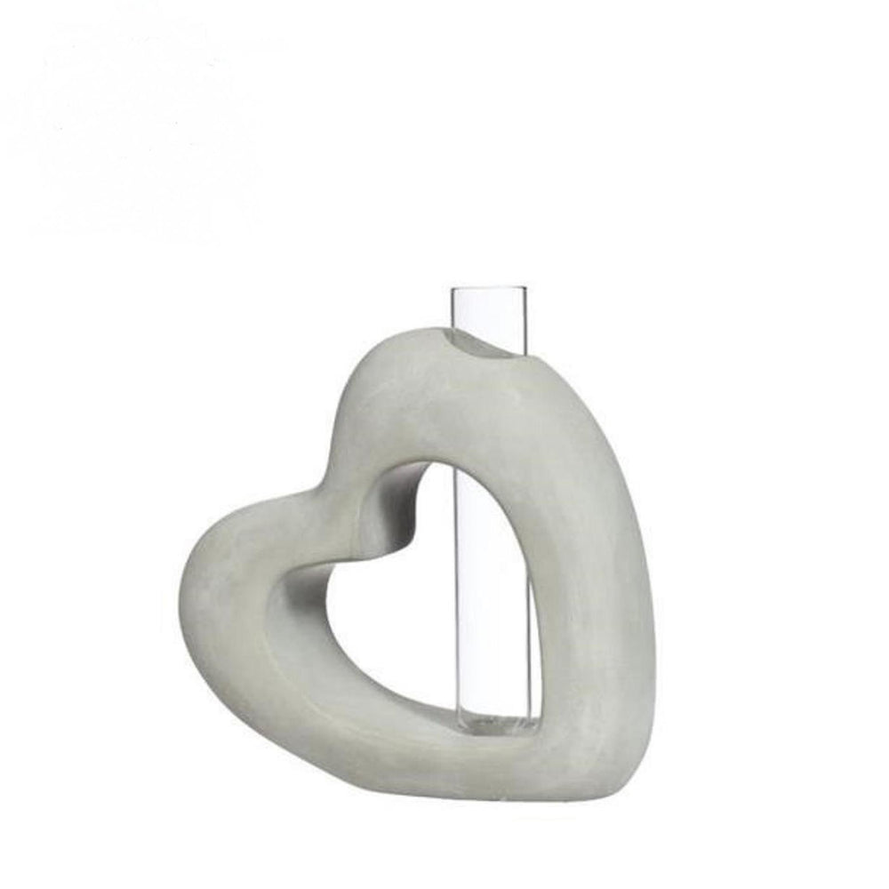 Ideas 4 seasons beeld hart cement met reageerbuis 3,9x13x13,2cm