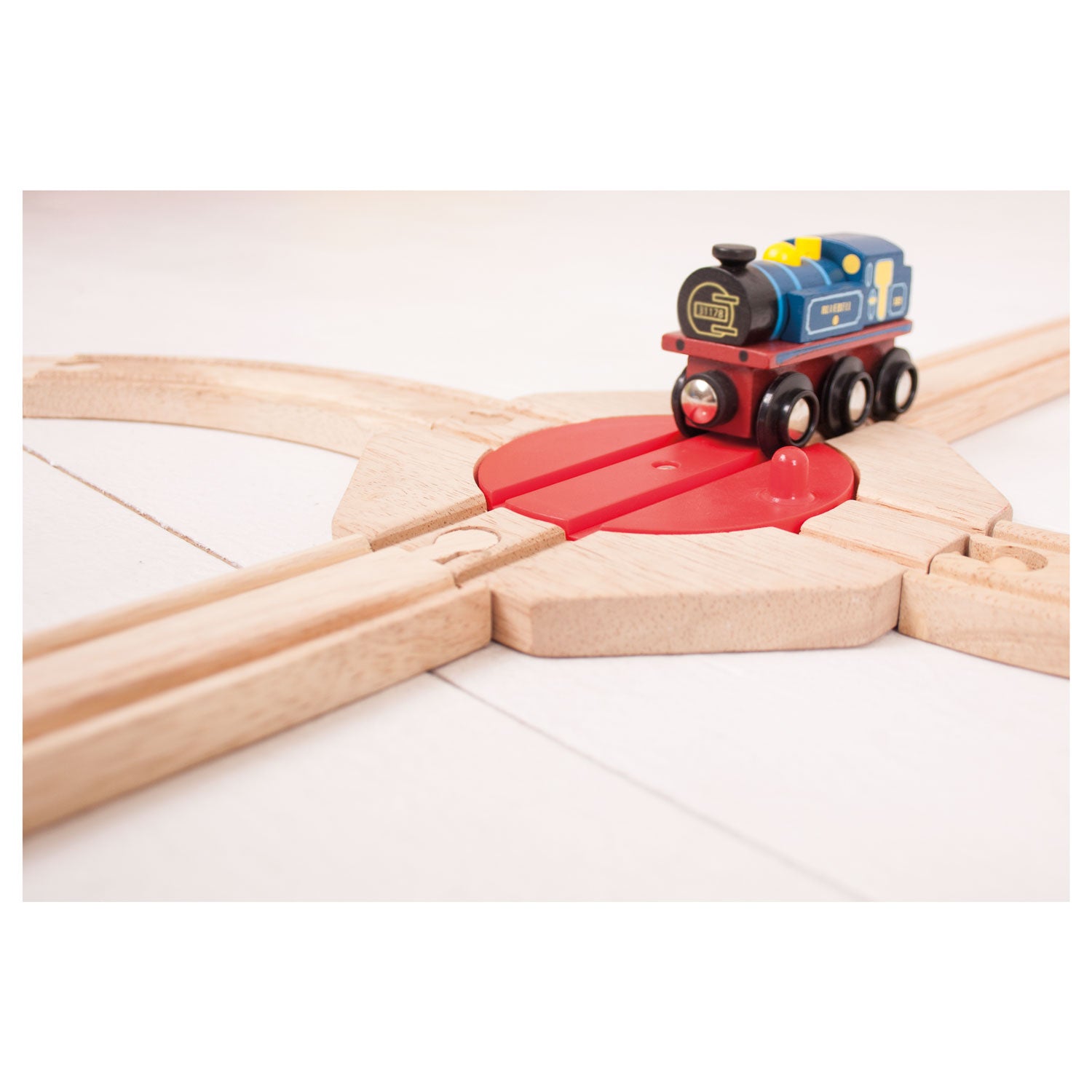 Bigjigs Wooden Railway - 4 Way Turntable