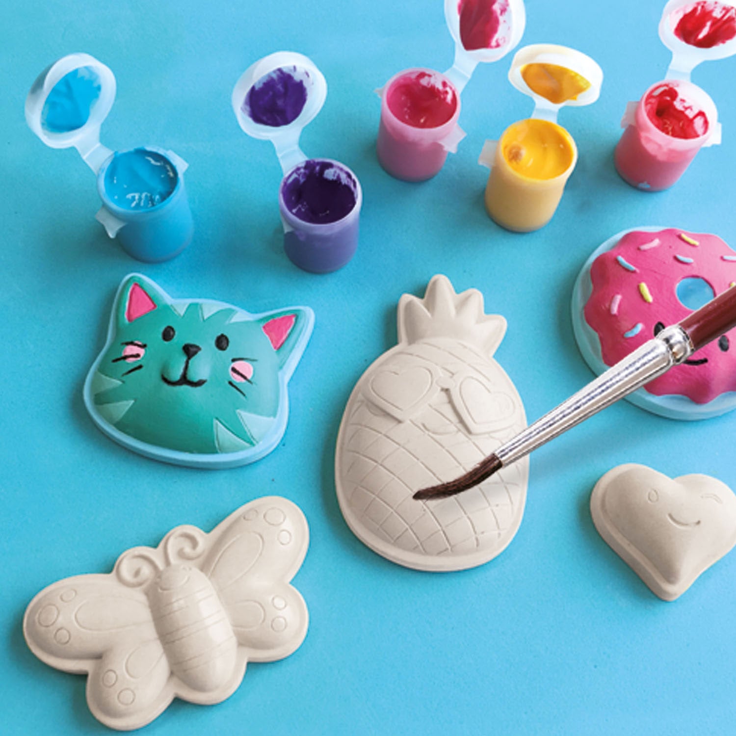 Ses gieten en schilderen - vrolijke figuren