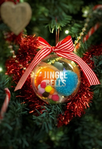 Cupido komeet jingle bells kerstbal met speelgoed kat