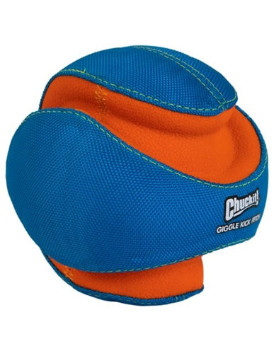 Chuckit giechelt een trap en haalt