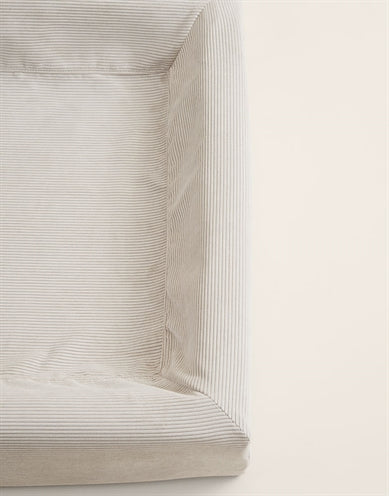 Bia bed Ribschoffel hondenmand zand