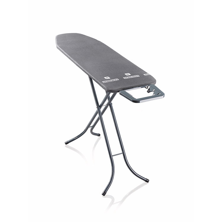 Leifheit 1072876 - strijkplank classic m basic black | 1 stuks