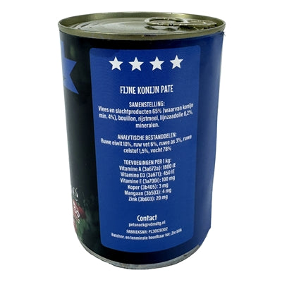 Freds blik vers konijn