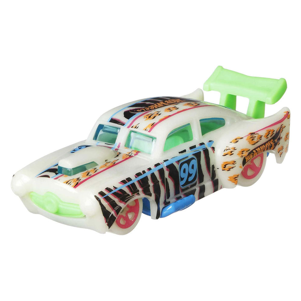 Hot wheels monster trucks set met 10 speelgoedvoertuigen die licht geven in het donker