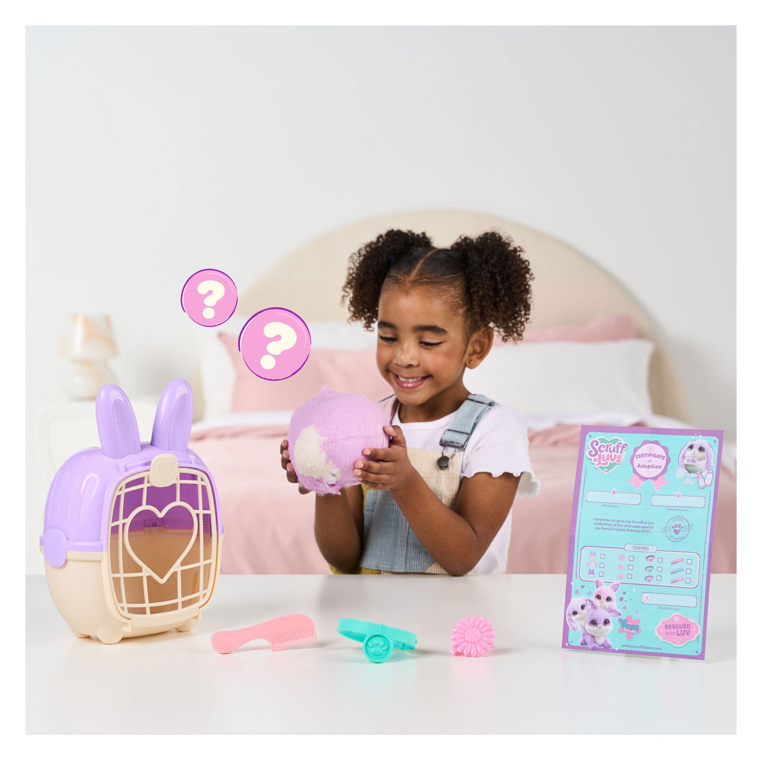 Moose toys scruff a luvs - paarse mystery knuffel in draagmand - konijntje