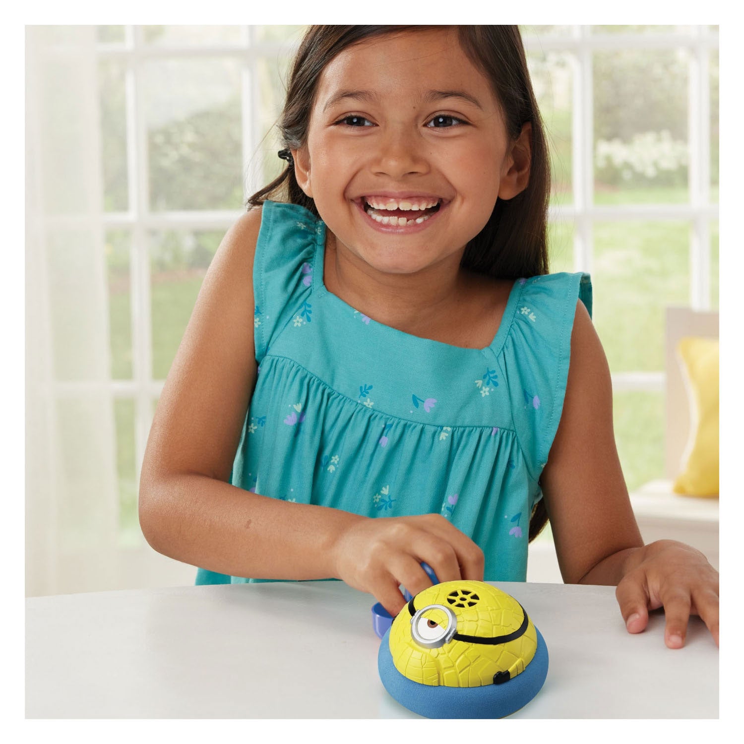 Epoch minions hover strike battle spel