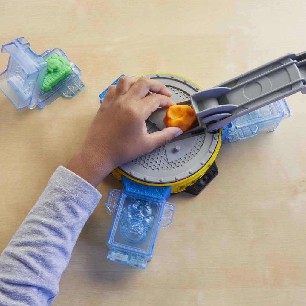 Play-doh hulk smash en squish