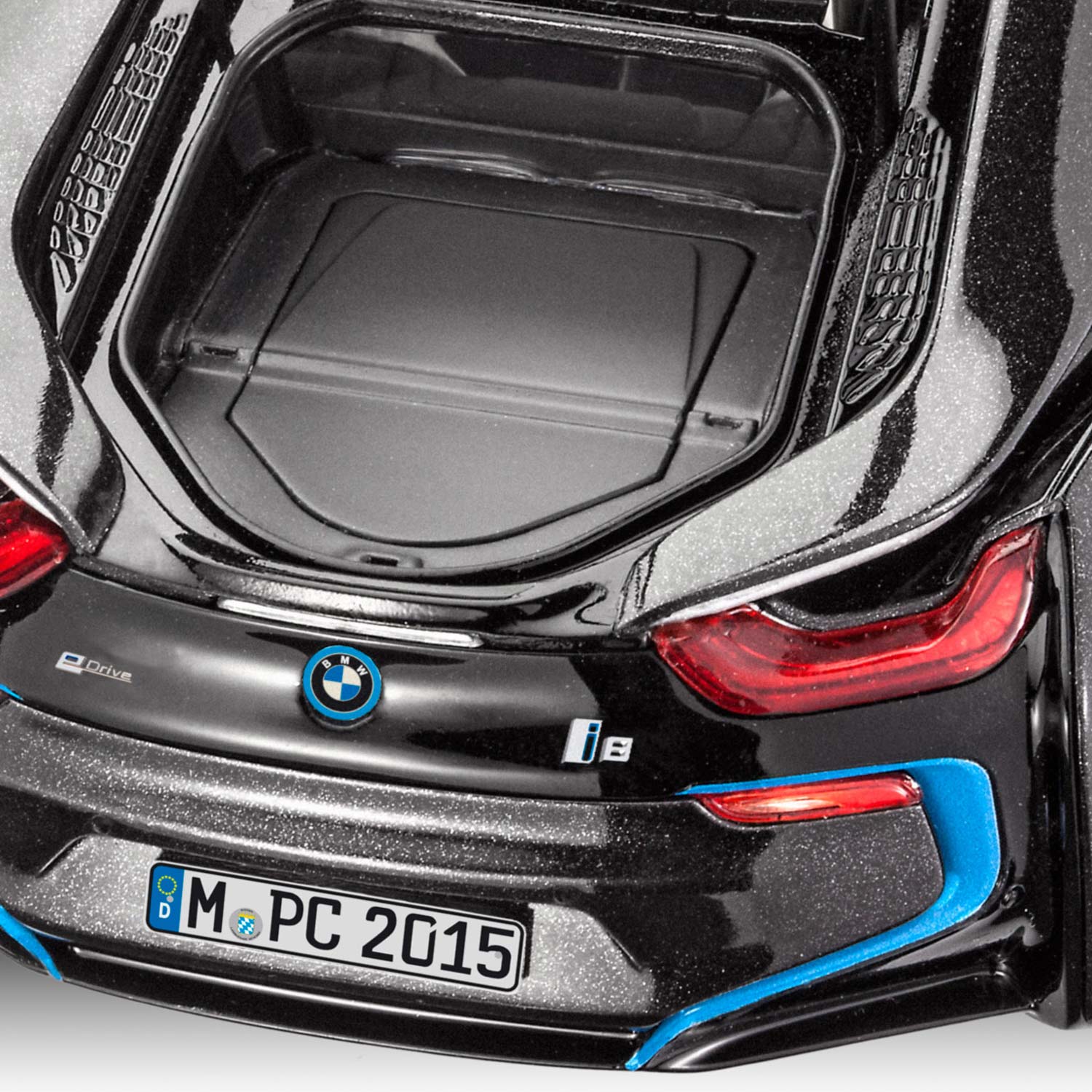 Revell bmw i8