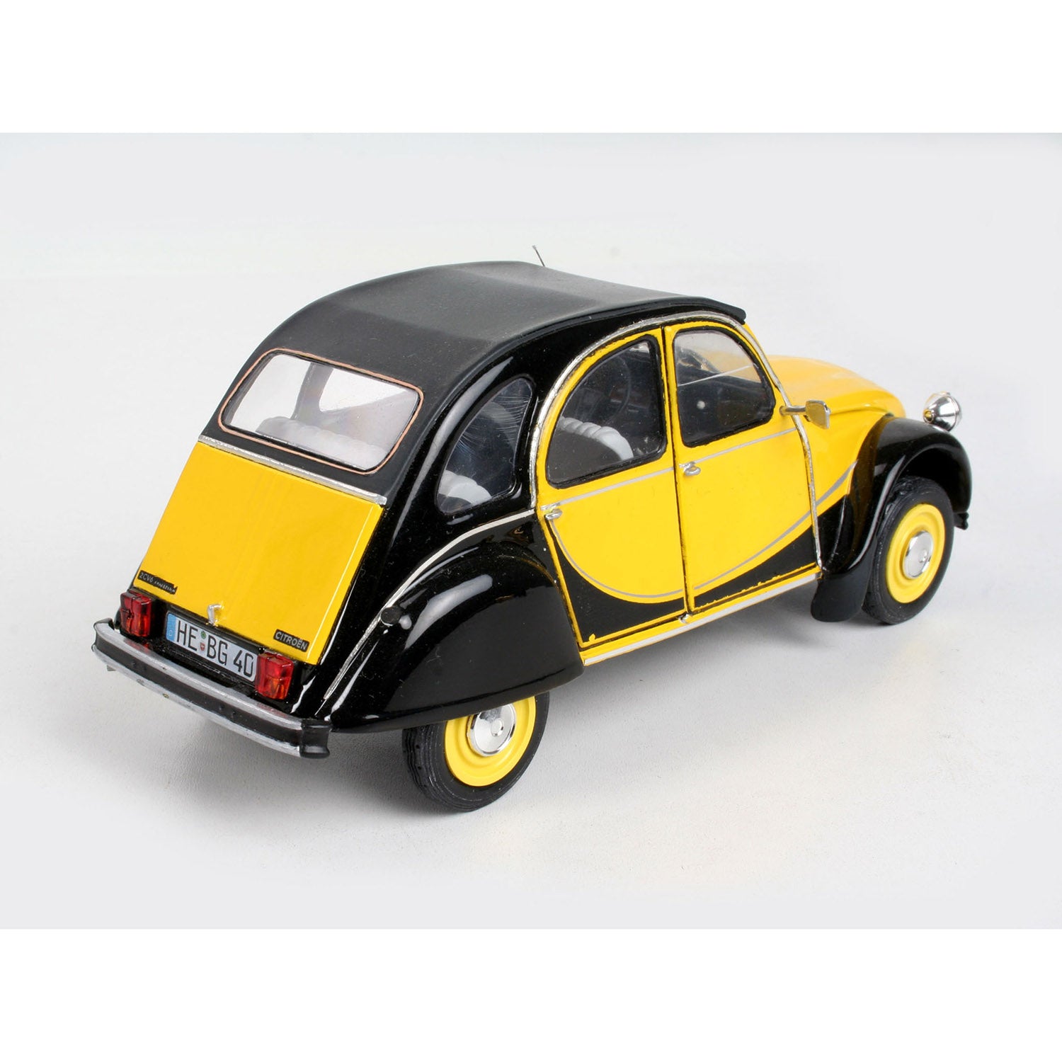 Revell citroen 2cv charleston