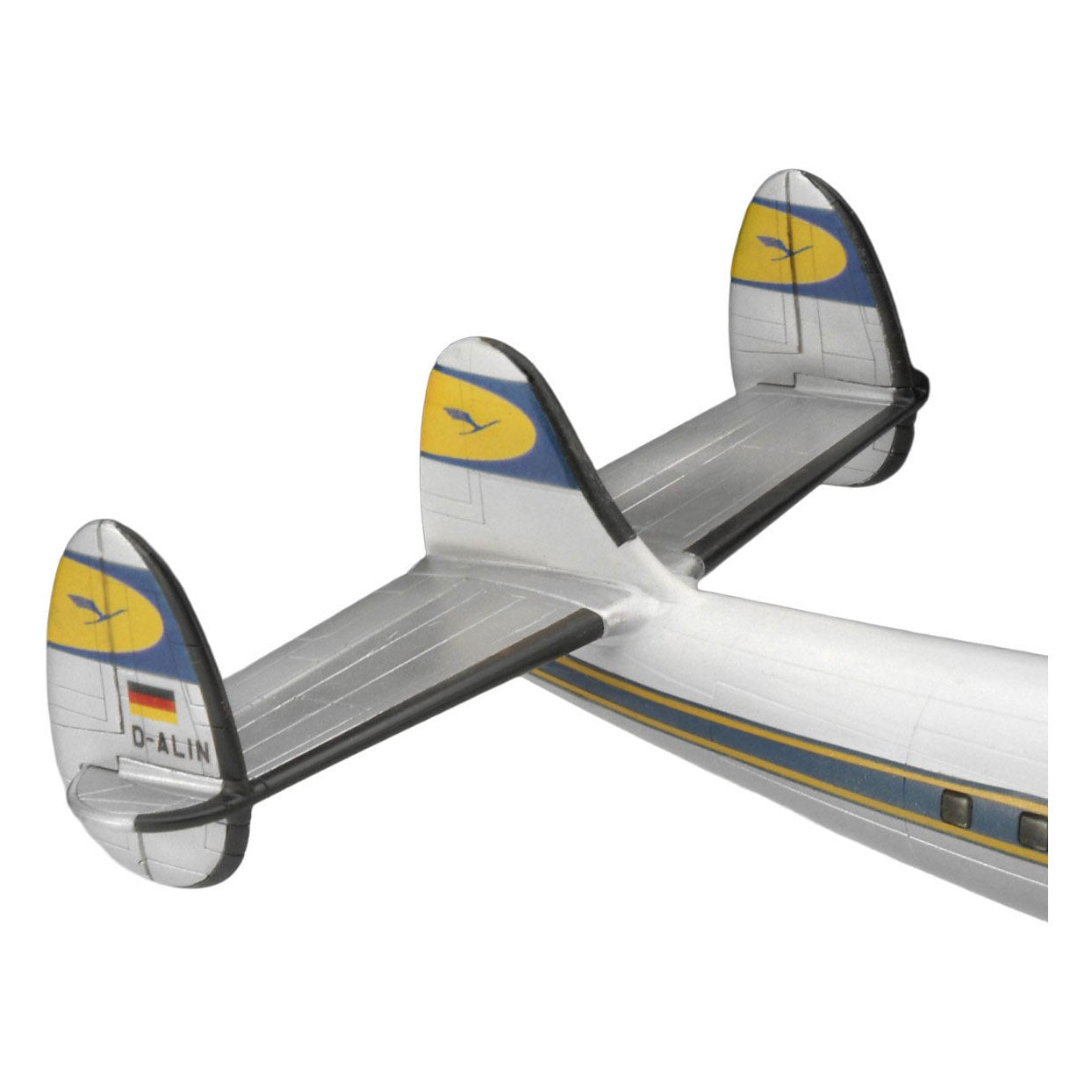 Revell modelbouwpakket lockheed l.1049g super constellation lufthansa 1:144 - 95dlg.