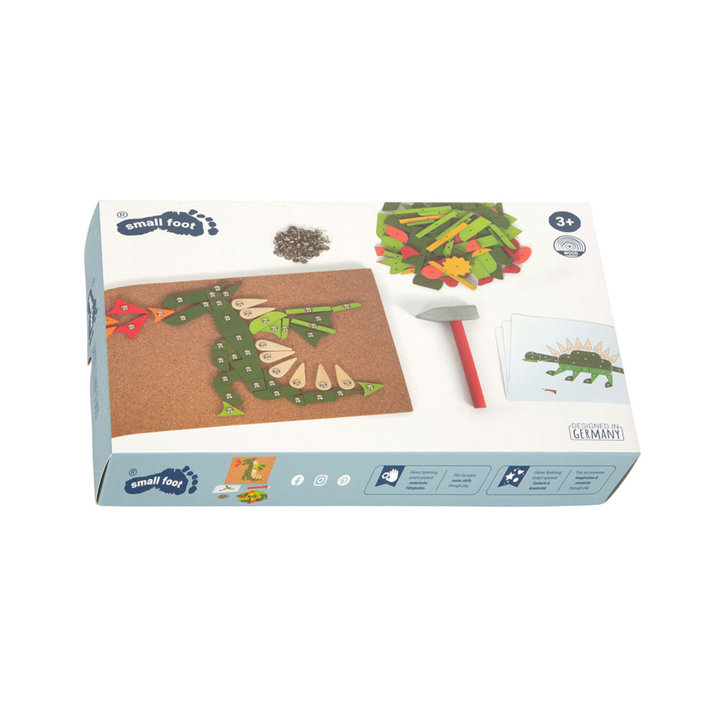 Small foot - Hammer tapping plants and living creatures