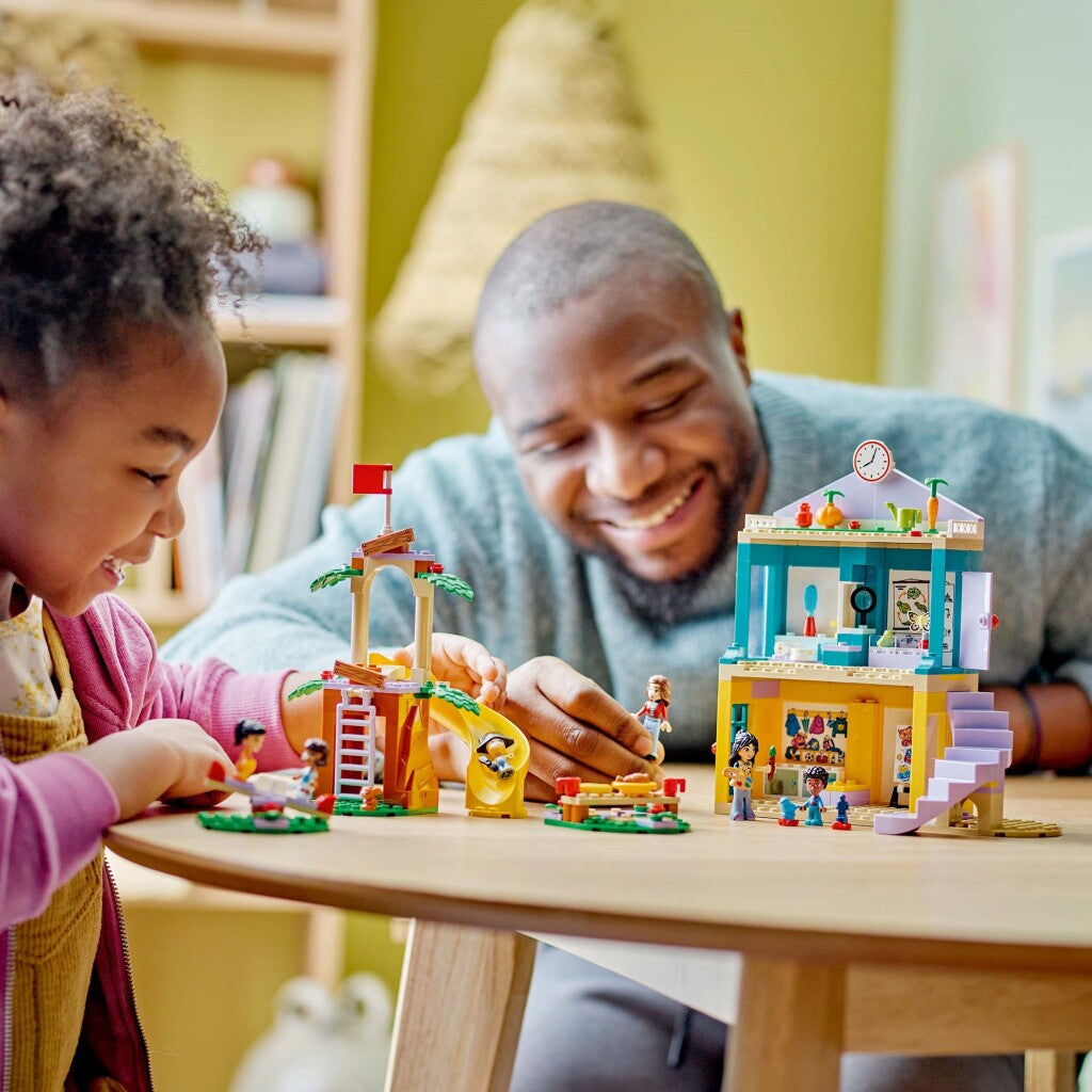 LEGO Friends 42636 Heartlake City Kleuterschool