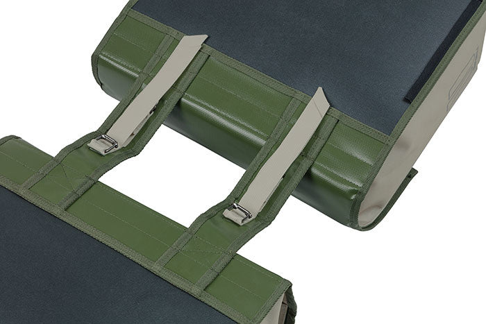 Basil Urban Load dubbele fietstas - waterdicht zeildoek polyester - groen zand - 48-53L