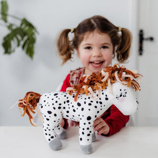 Bambolino speelgoed knuffel pluche fien en teun - stip de pony, 25cm