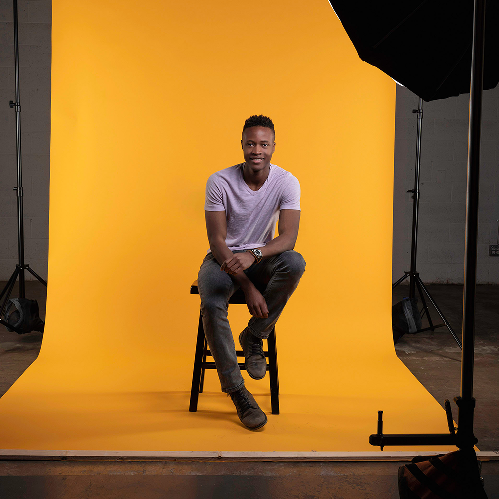 Superior achtergrondpapier 35 geeloranje 1,35 x 11m