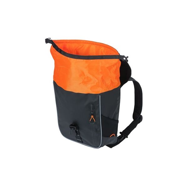 Basil Miles Tarpaulin Fietsrugzak - waterdichte zwarte rugzak voor mannen en vrouwen, 17 liter inhoud